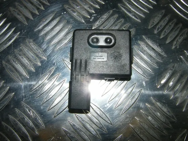 Capteur de porte mains libres avant gauche Renault Megane Scenic image 1