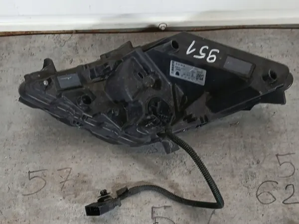 Peugeot 3008/5008 III Halogen Höger Fram DRL Ljuskälla OEM 9840873180 image 7