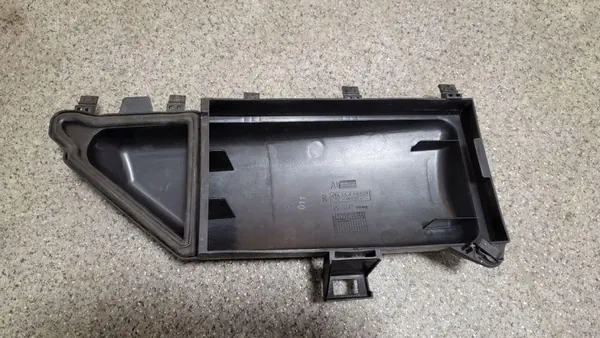 Tampa microfiltro ar BMW OEM 64316913504 Usado image 3