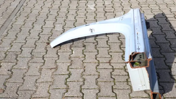 Painel lateral esquerdo Volvo XC40 OEM 1206086842 image 3