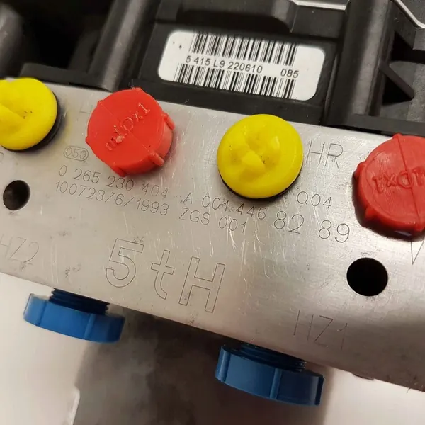 ABS POMP MERCEDES SPRINTER A0014468289 image 2