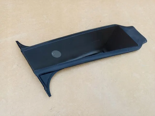 TESLA MODEL Y 20- Ovi Pylvään Peite Vasen Kamera 1494240-00-A image 3