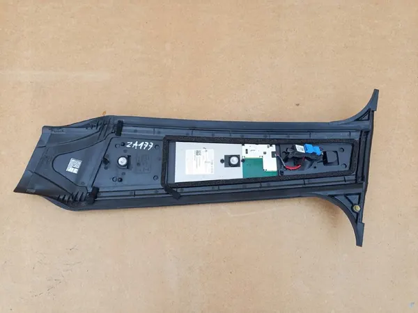 TESLA MODEL Y 20- Ovi Pylvään Peite Vasen Kamera 1494240-00-A image 8