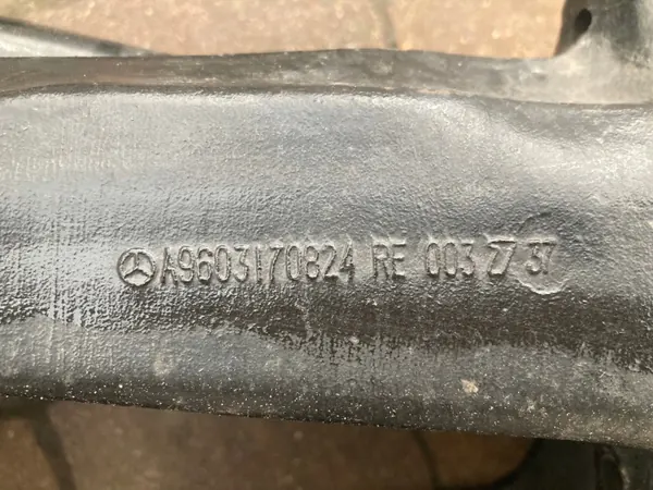 Mercedes Actros MP4 ohjaamot OEM A9613106358 image 4