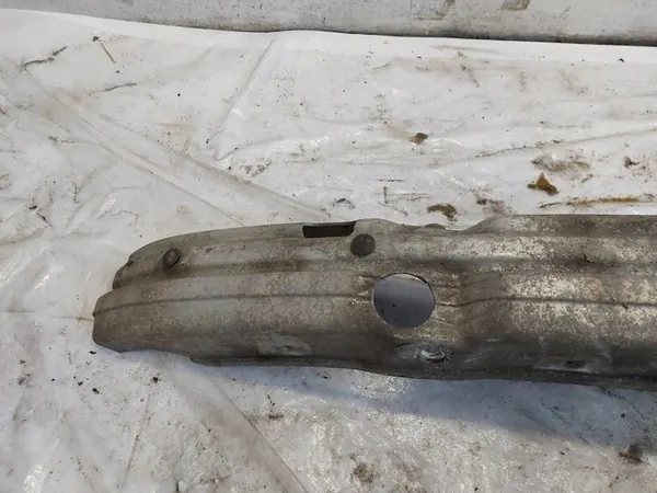 OEM Framstötskåpsförstärkning för BMW 5-serie E39 image 7