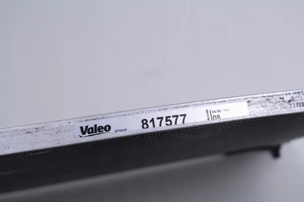 Condensador ar condicionado Valeo 817577 - Peça Renault OE image 7