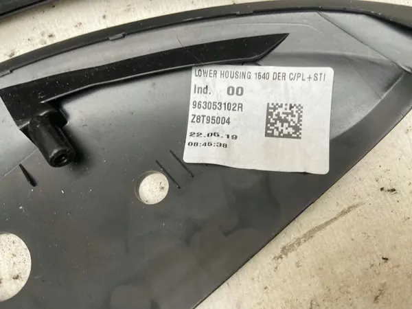 RENAULT MEGANE IV Copertura Specchio Destro 963053102R image 3