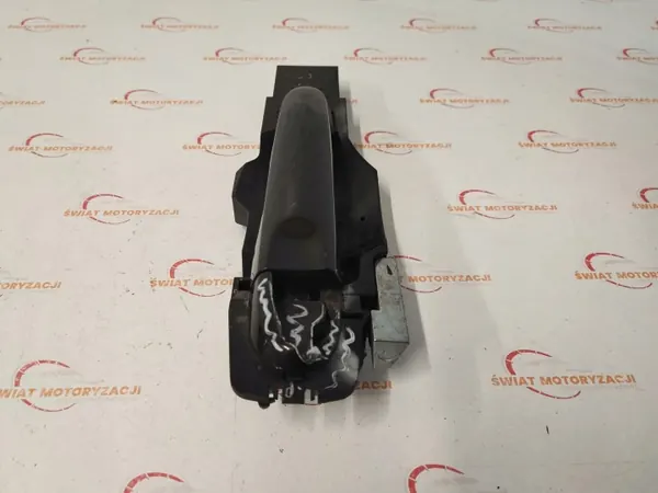 NISSAN JUKE 15r 1.5 DCI Vänster Fram Dörrhandtag OEM image 4