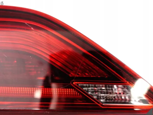 VW GOLF VIII 8 HB VARIANT KOMBI LÁMPARA LED TRASERA DERECHA image 7