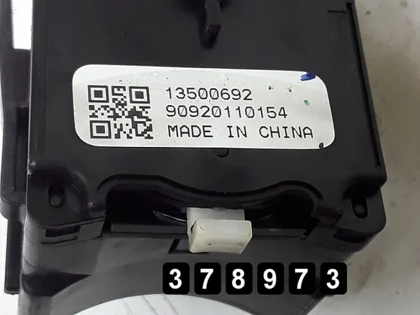 Interruptor Opel Insignia OEM AM-378973 - Usado image 5