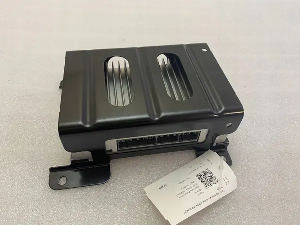 Ohjauspumppu Jaguar XE OEM GX73-19C164-RD image 2