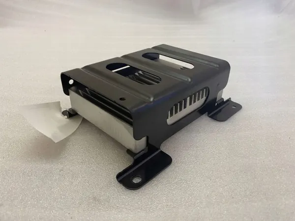 Ohjauspumppu Jaguar XE OEM GX73-19C164-RD image 4