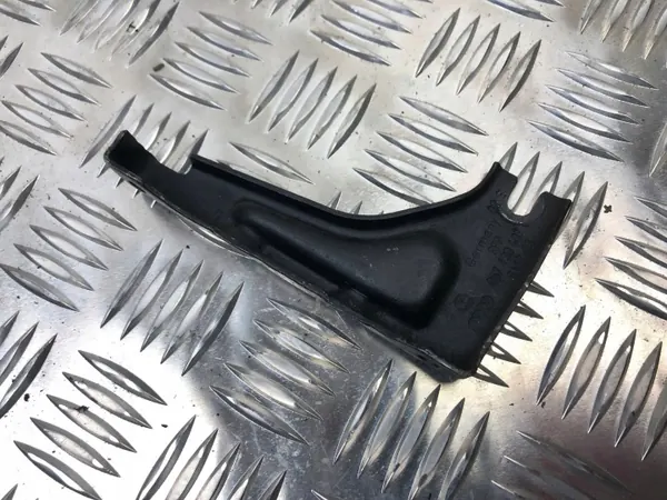 Suporte bomba combustível OEM 057130407L Audi Q7 image 2