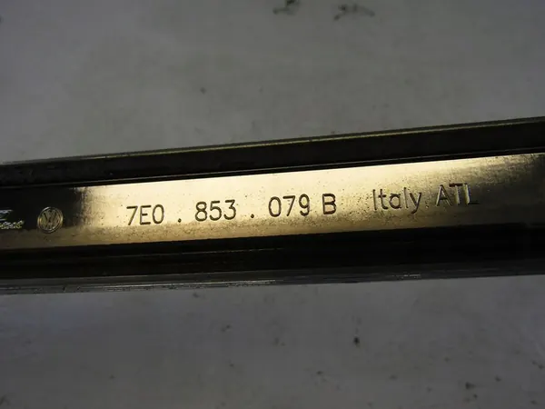 VW Transporter T6 Chrome Trim Tailgate 7E0853079B image 9