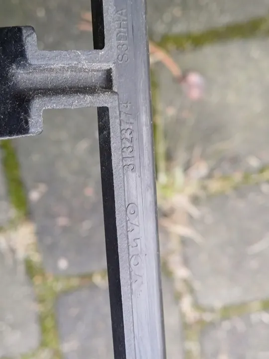 Griglia paraurti Volvo XC60 2013-2017 Centro image 4