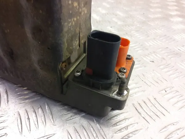 Webasto pysäköintilämmitys OEM 12E963231H VW e-Up:lle image 6
