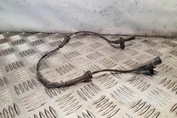 Sensor ABS traseiro esquerdo OPEL MOVANO B 8200735315 image 3