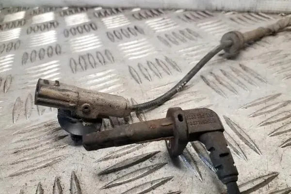 Sensor ABS traseiro esquerdo OPEL MOVANO B 8200735315 image 4