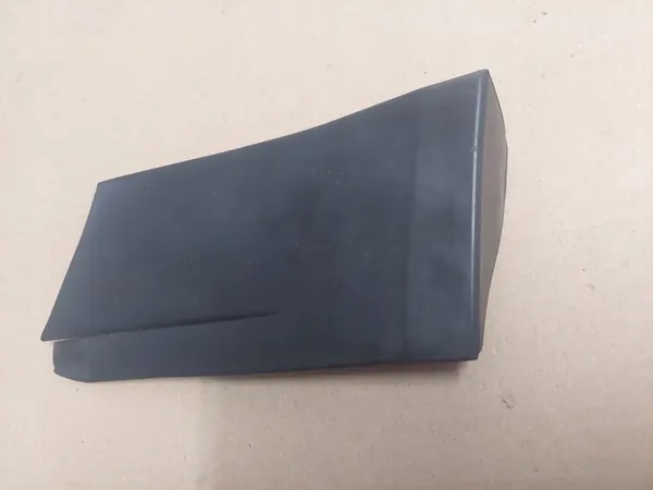 Acabamento de para-lama dianteiro direito Audi 100 A6 C4 image 2