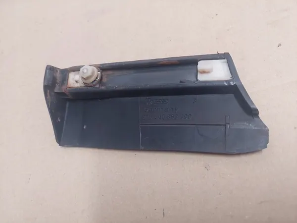 Acabamento de para-lama dianteiro direito Audi 100 A6 C4 image 3