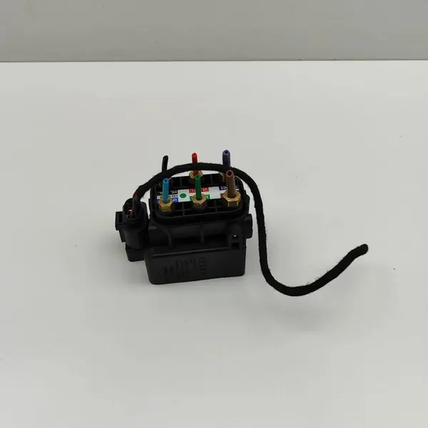 Distribuidor de ar/Bloco de válvulas (Suspensão pneumática) Audi 4H0616013A image 3