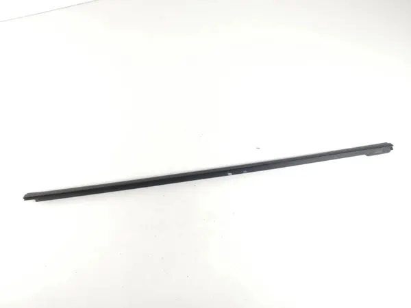BMW M3 F80 Bakrutslist OEM RZV64031 image 2