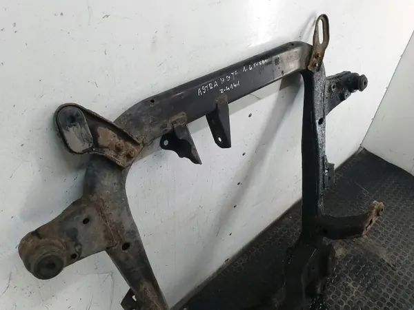 Vorderer Querträger OEM WÓZEK,TRAWERS für Opel Astra H image 6
