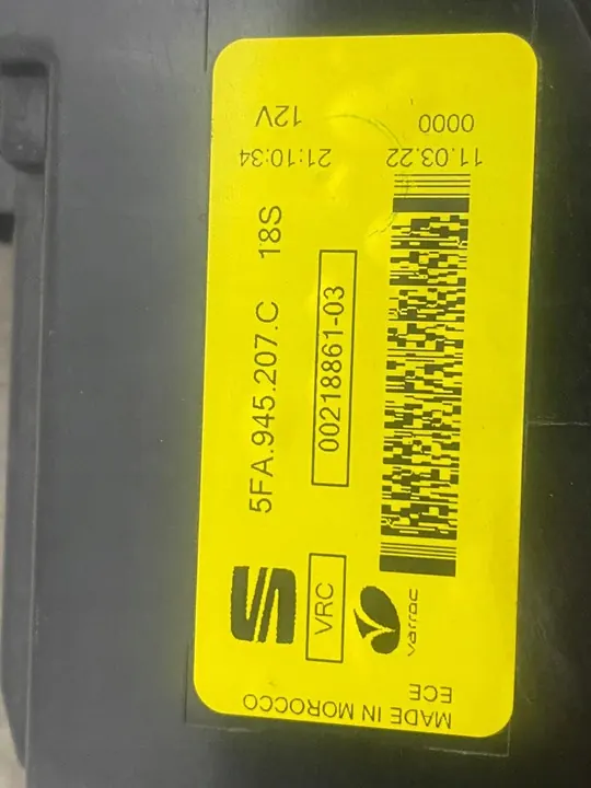 Lámpara trasera izquierda Seat Leon IV HB image 9