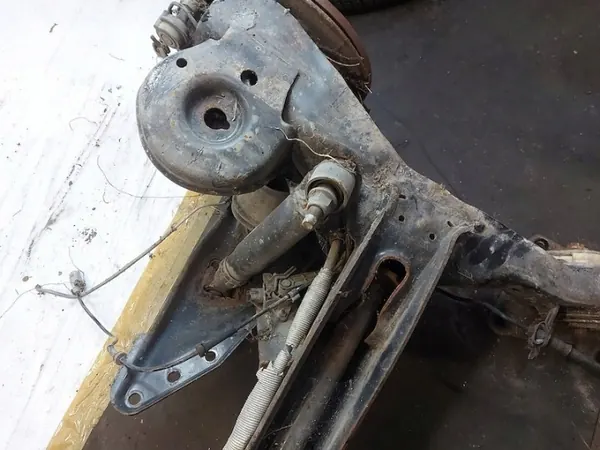 Takaperäjalka OEM 1614089480/9580 Citroenille image 3