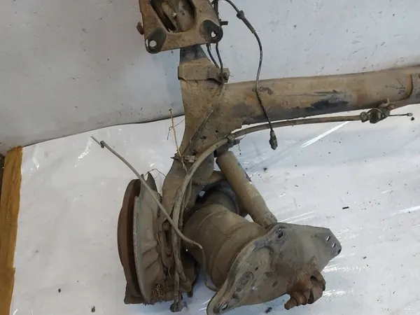 Takaperäjalka OEM 1614089480/9580 Citroenille image 9