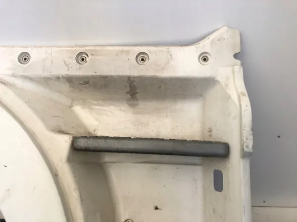 Right Cab Step OEM 81615100712 for MAN TGA image 4