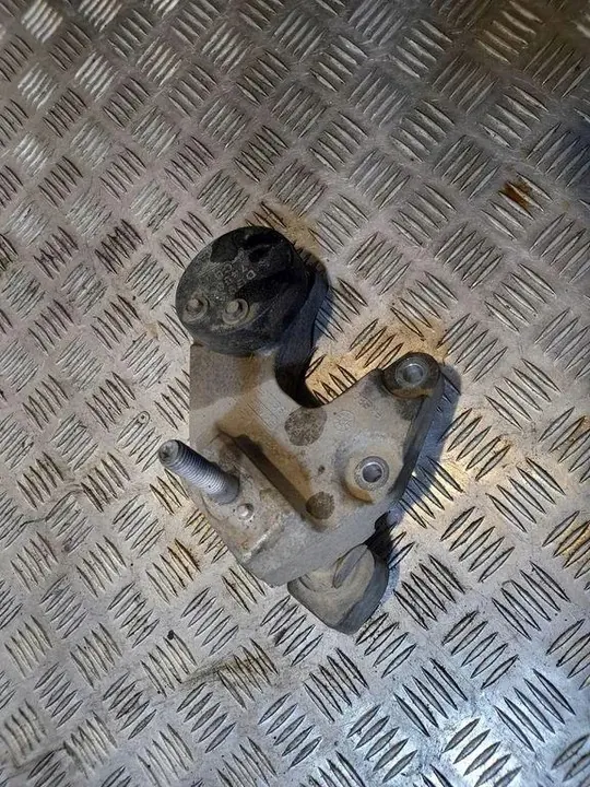 Support de boîte de vitesses FORD 2.0L 2016 DG937M125AD image 1