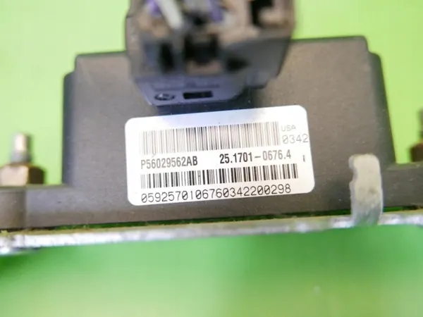 Módulo ESP OEM 25.1701-0676.4 para Fiat Freemont image 5