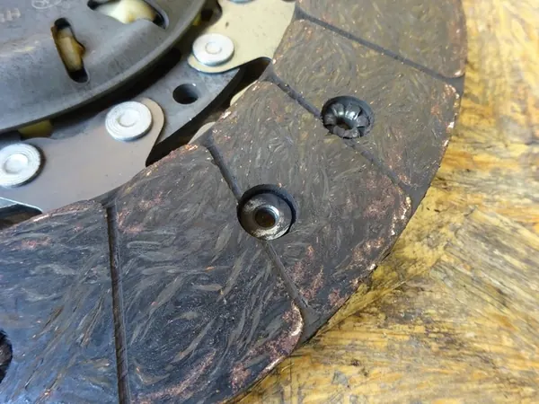 Conjunto de embreagem completo AUDI Q3 8U 2.0 TDI LUK OEM 03L141025T image 6