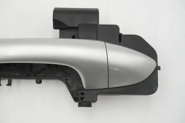 Puxador Externo Direito Dianteiro OEM KIA CEED image 3