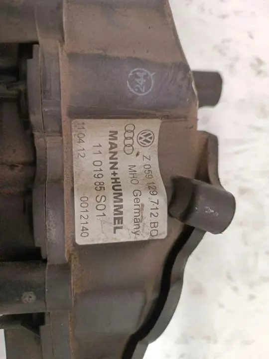 Audi Insugsgrenrör OEM 059129712B 2.99L Diesel image 3