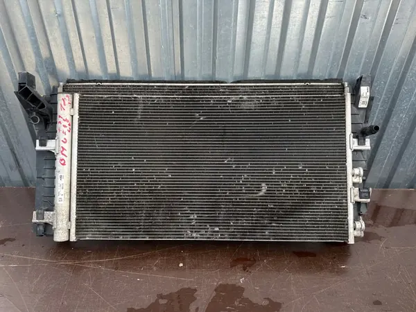 Radiador de agua BMW OE image 3