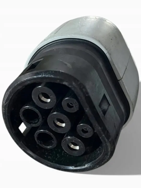 BMW i3 Elektroladegerät OEM 9845149XX - Gebraucht image 3