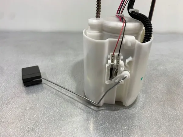 Honda Bränslepump OEM KS2921008782 - Begagnad image 4