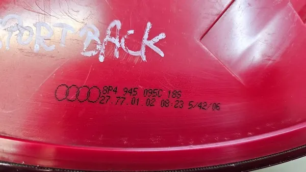 LÁMPARA TRASERA IZQUIERDA AUDI A3 8P 5D SPORTBACK 8P4945095C image 10