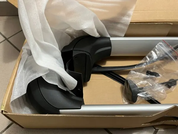 OEM 8201733990 Barras de Techo para Dacia Sandero III image 3