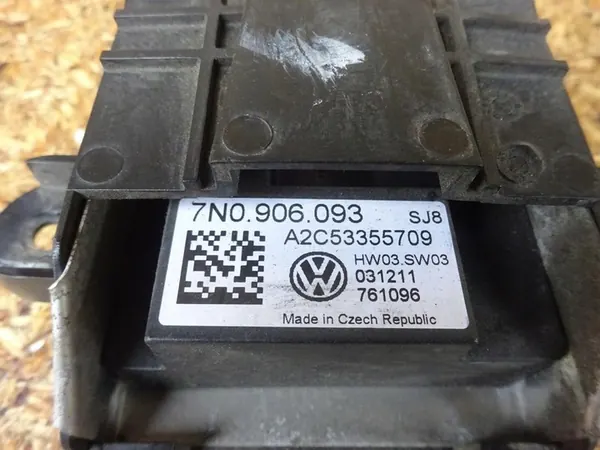 VW Sharan Seat Alhambra 2.0 TDI Brandstofpompmodule image 5