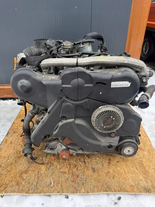 Motor 2.5 TDI V6 BDG usado OEM XLV2614 image 3