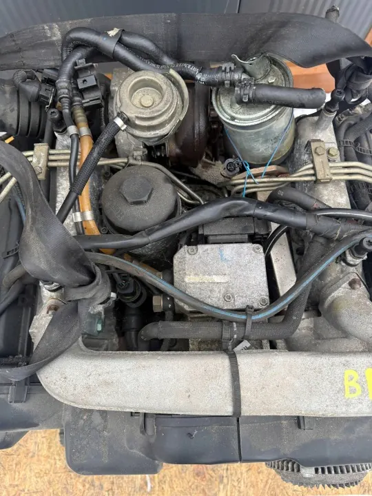 Motor 2.5 TDI V6 BDG usado OEM XLV2614 image 5