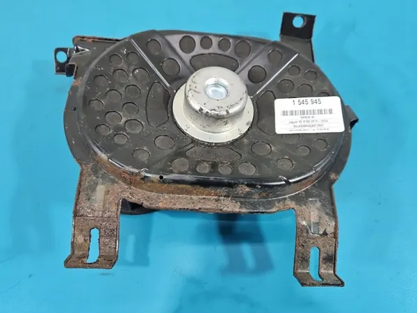 Jaguar XE Kaiutin OEM GX73-18808-AC Käytetty image 2