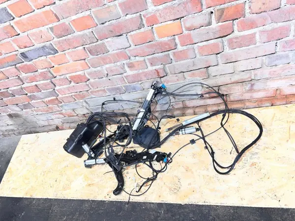 Mercedes-Benz W238 Cabrio Dachpumpe OEM image 10