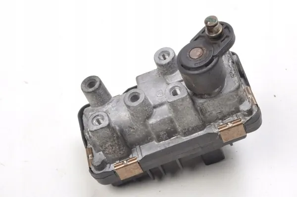 Actuador Turbo BMW OEM 6NW010430-19 para 2.0D B47 image 4