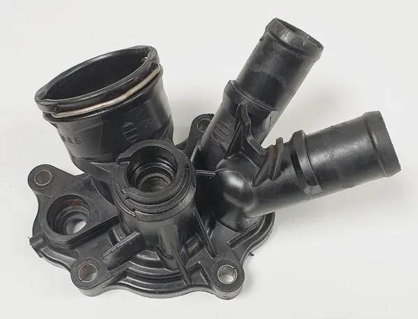 Carcasa de termostato Mercedes W204 W207 A2712000115 image 2