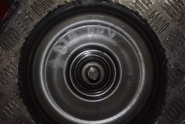 Kytkin 02E141029P DWG6010-1185A Skoda VW 2.0 TDI image 6