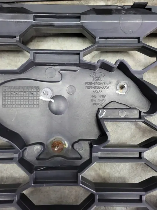 Övre grill Ford Mustang OEM 0900 - 2015-2017 image 7